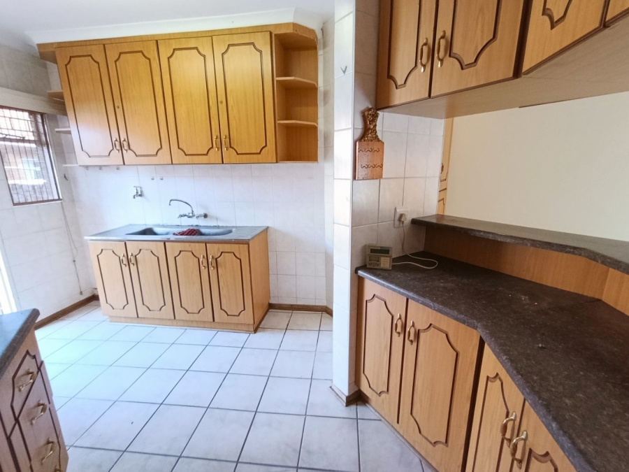 2 Bedroom Property for Sale in Pellissier Free State
